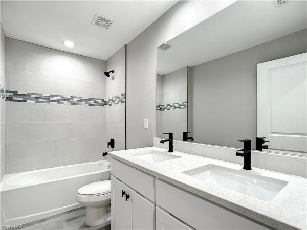 17572 Vellum Cir, Punta Gorda, Florida 33955, image 1