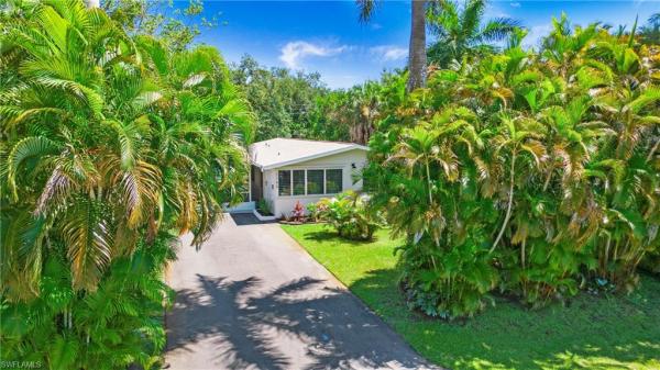 Sun Terrace, 1140 N 29th Ave, Naples, Florida 34103, image 1