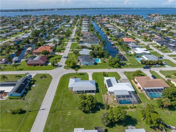 Cape Coral, 451 Monterey Ave, Cape Coral, Florida 33904, image 1