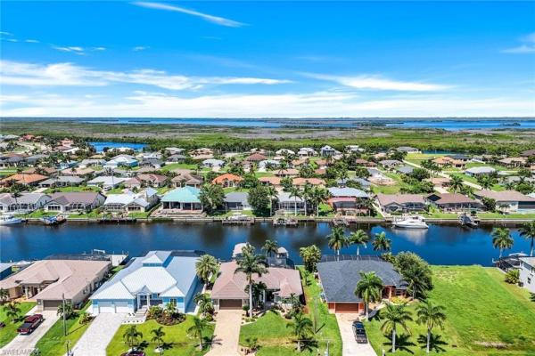 Cape Coral, 2706 28th Pl, Cape Coral, Florida 33914, image 1