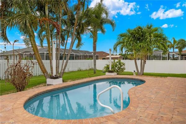 Cape Coral Residential, 2115 15th Ter, Cape Coral, Florida 33991, image 2