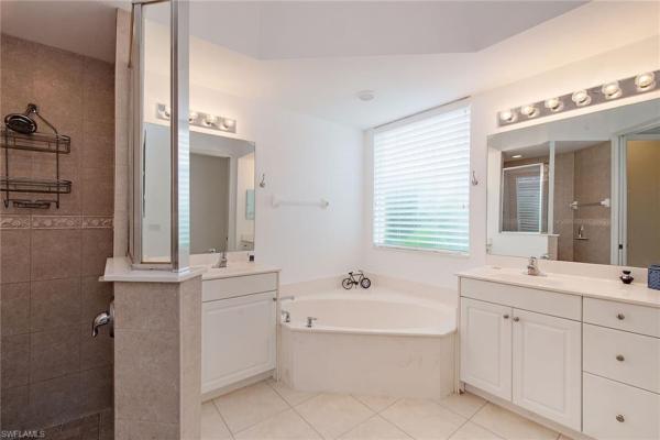 Briarwood, 1075 Tivoli Dr, Naples, Florida 34104, image 1