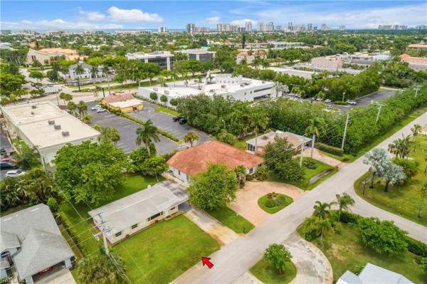 Tacoma Park, 2855 N 10th St, Naples, Florida 34103, image 1