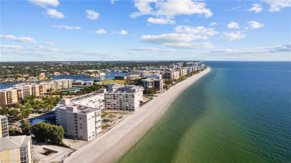 3443 N Gulf Shore Blvd #805, Naples, Florida 34103, image 1
