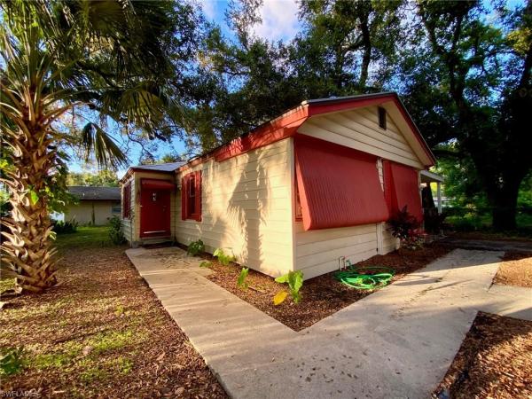 2217 Dora St, Fort Myers, Florida 33901, image 1