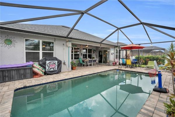 Cape Coral Residential, 4131 19th Pl, Cape Coral, Florida 33914, image 3
