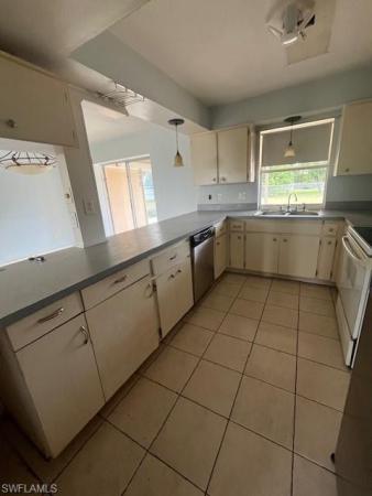 Cape Coral, 1312 25th Ln, Cape Coral, Florida 33904, image 1