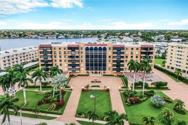 3430 N Gulf Shore Blvd #5F, Naples, Florida 34103, image 1