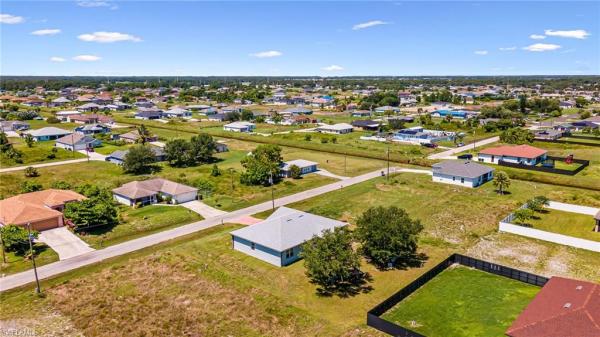 Lehigh Acres Residential, 4028 SW 24th St, Lehigh Acres, Florida 33976, image 1