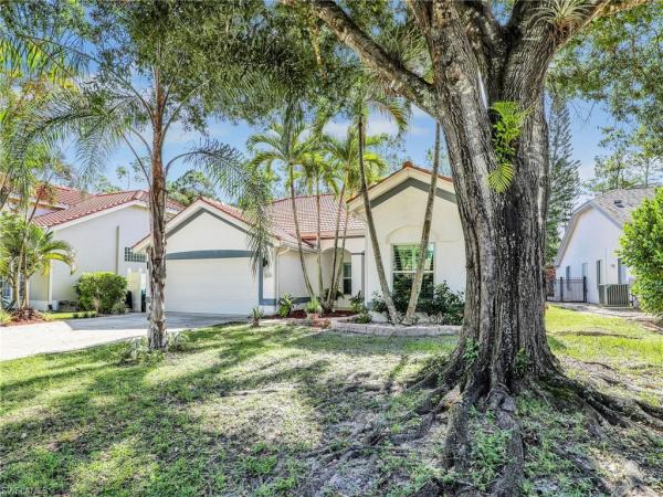 Crown Pointe East, 2208 Piccadilly Ct, Naples, Florida 34112, image 1