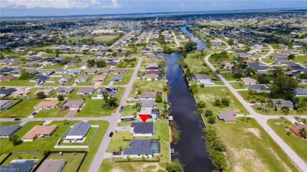 Cape Coral, 2425 2nd Ter, Cape Coral, Florida 33991, image 1