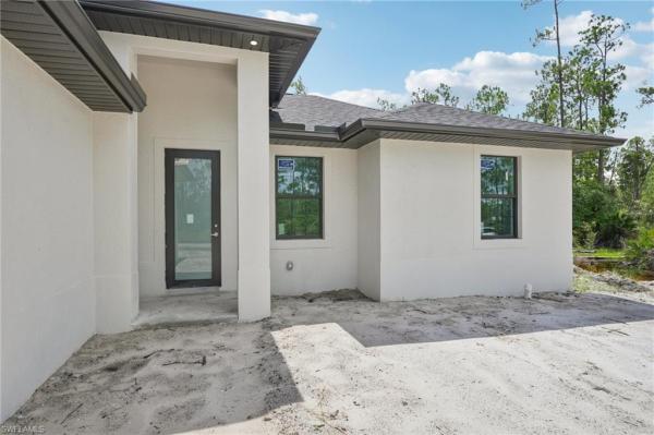 1304 Broadway Ave, Lee, Florida 33972, image 1