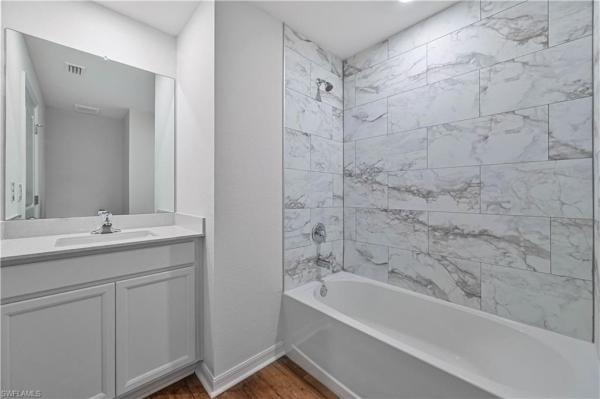 Cape Coral Residential, 522 26th Pl, Cape Coral, Florida 33993, image 2
