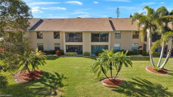 Yachtsmans Cove, 15390 Moonraker Ct #411, North Fort Myers, Florida 33917, image 1