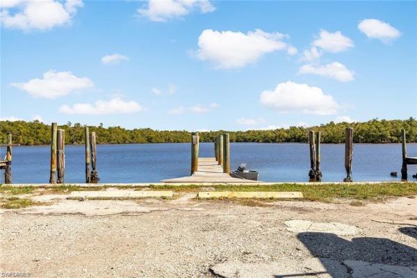 Everglades City Club, 306 N Copeland Ave, Everglades City, Florida 34139, image 1