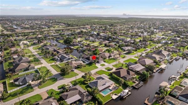 Cape Coral, 1935 26th St, Cape Coral, Florida 33904, image 1