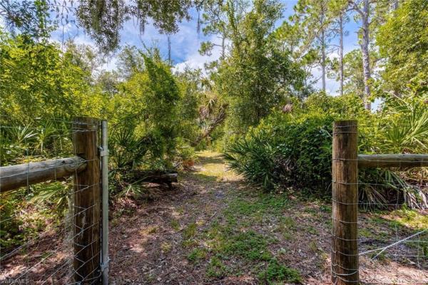 Alva Residential, 18180 Fichters Creek Ln, Alva, Florida 33920, image 1