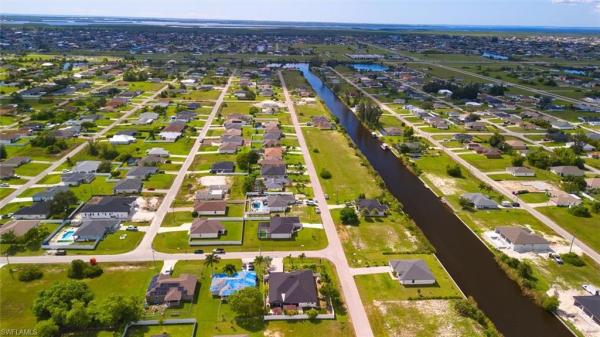 Cape Coral, 527 27th Ave, Cape Coral, Florida 33993, image 1