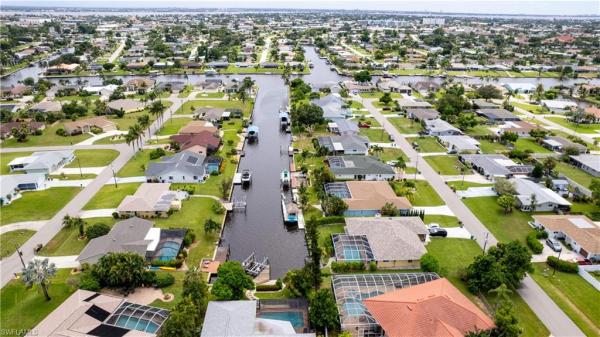 Cape Coral Residential, 4113 9th Ct, Cape Coral, Florida 33904, image 2