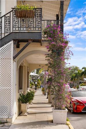 Aqualane Shores, 438 S 17th Ave, Naples, Florida 34102, image 1