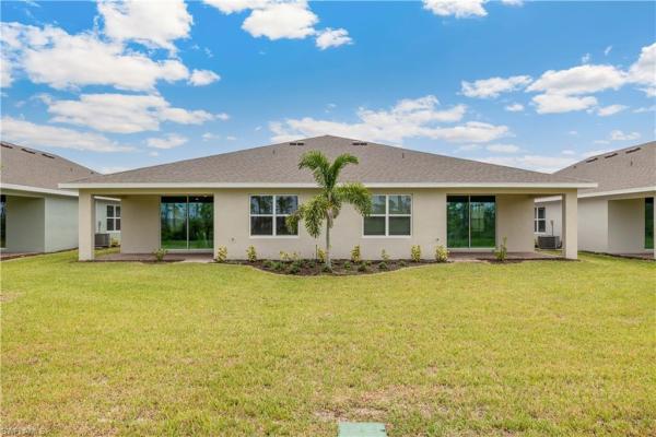 Magnolia Landing, 20139 Camino Torcido Loop, North Fort Myers, Florida 33917, image 1
