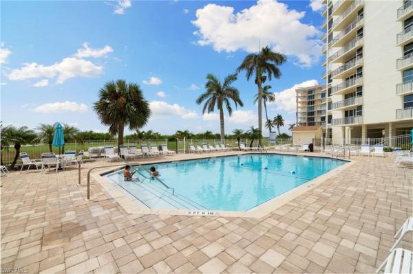 Estero Beach & Tennis Club, 7330 Estero Blvd #107, Fort Myers Beach, Florida 33931, image 1