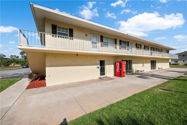 3325 N Airport Rd #R4, Naples, Florida 34105, image 1