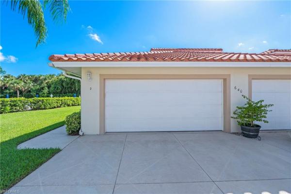 640 Luisa Ln #2, Naples, Florida 34104, image 1