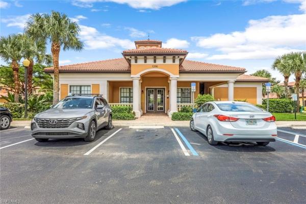 1240 Carpazi Ct #902, Naples, Florida 34105, image 1