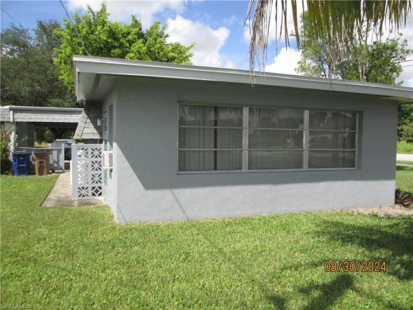 Country Club Gardens, 338 Suffolk Ct, Lehigh Acres, Florida 33936, image 1