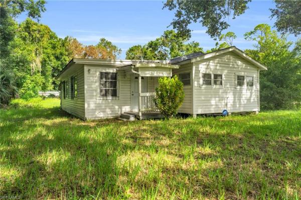 2757 N 2nd St, North Fort Myers, Florida 33917, image 1