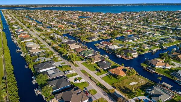 Cape Coral, 1915 Everest Pkwy, Cape Coral, Florida 33904, image 1