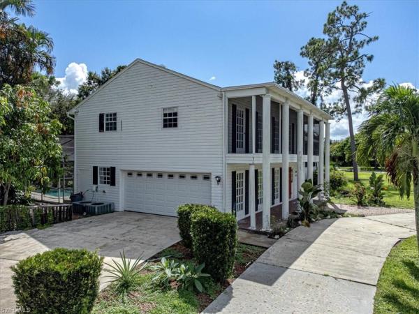 Pinehurst Estates, 13673 Pine Villa Ln, Fort Myers, Florida 33912, image 1
