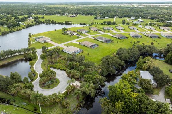 Hickey Creekside, 2111 Hickeys Creekside Dr, Alva, Florida 33920, image 1