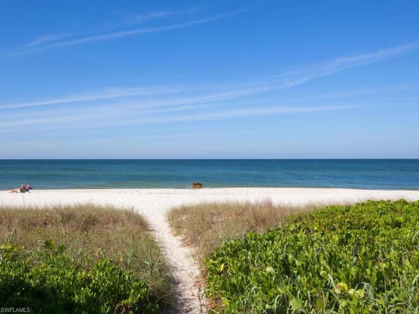 Olde Naples, 150 N 1st Ave, Naples, Florida 34102, image 1