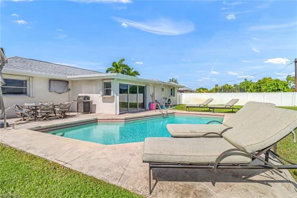 Willoughby Acres, 169 Wickliffe Dr, Naples, Florida 34110, image 1
