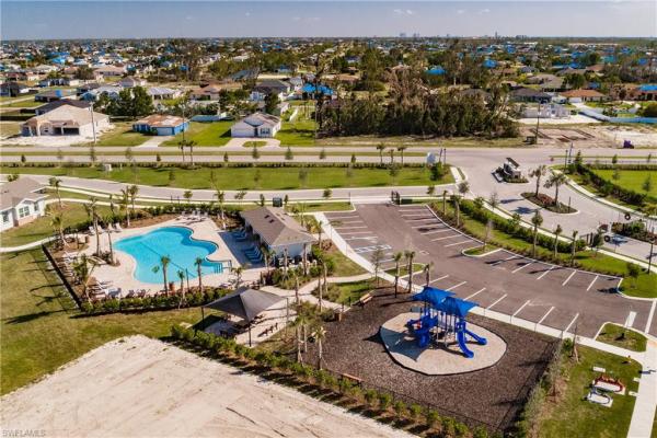Stonewater, 346 Spring Hill Lake Loop, Cape Coral, Florida 33993, image 1