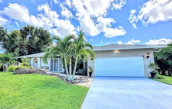 Cape Coral Residential, 933 Santa Barbara Pl, Cape Coral, Florida 33991, image 1