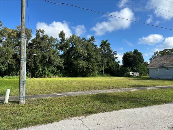 Fort Myers Residential, 2553 3rd St, Fort Myers, Florida 33901, image 1
