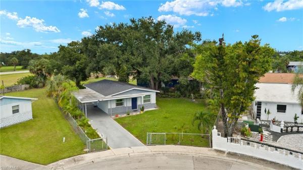 Fort Myers Estates, 3 Clermont Ct, Fort Myers, Florida 33916, image 1