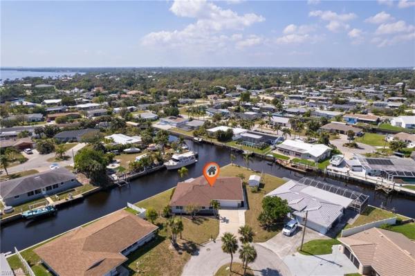 Waterway Estates, 4387 Harbour Ter, North Fort Myers, Florida 33903, image 3
