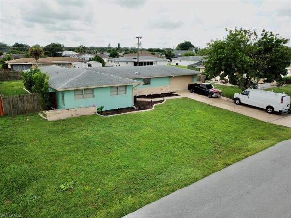 Country Club Estates, 312 Dania St, Lehigh Acres, Florida 33936, image 1