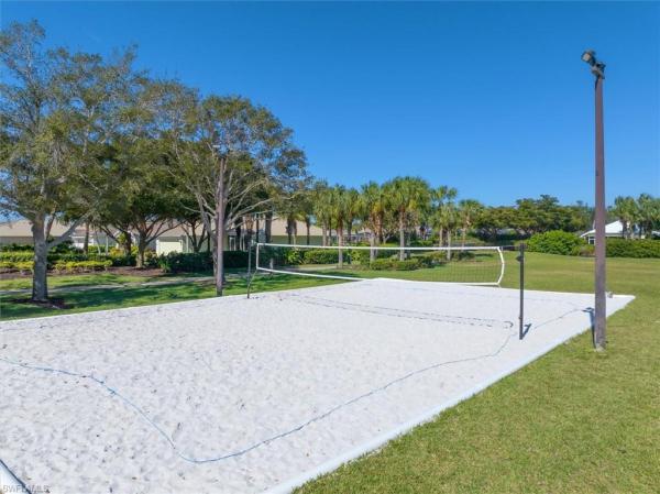 2462 Verdmont Ct, Cape Coral, Florida 33991, image 2