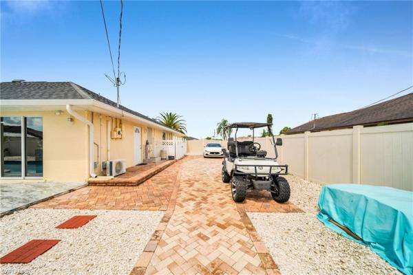 1724 Englewood Ave, Lee, Florida 33936, image 1