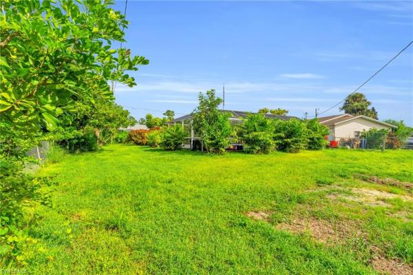 Leeland Villas, 2255 11th Ct, Lehigh Acres, Florida 33936, image 1