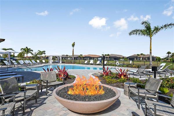 15549 Vittorio St, Naples, Florida 34114, image 1