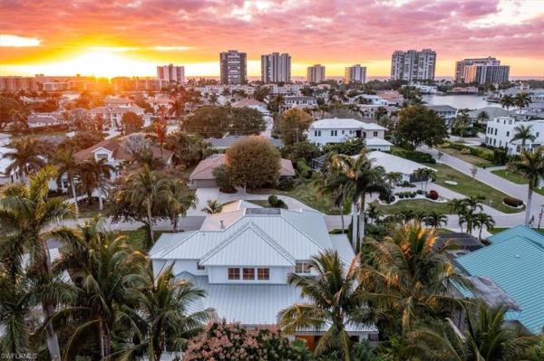 Park Shore, 3750 Fountainhead Ln, Naples, Florida 34103, image 1