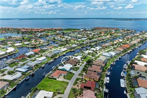 73 Tropicana Dr, Punta Gorda, Florida 33950, image 1