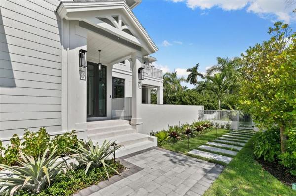 Lake Park, 1191 N 7th Ave, Naples, Florida 34102, image 2