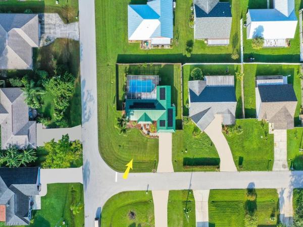 Bayshore Estates, 16259 Willow Stream Ln, North Fort Myers, Florida 33917, image 1